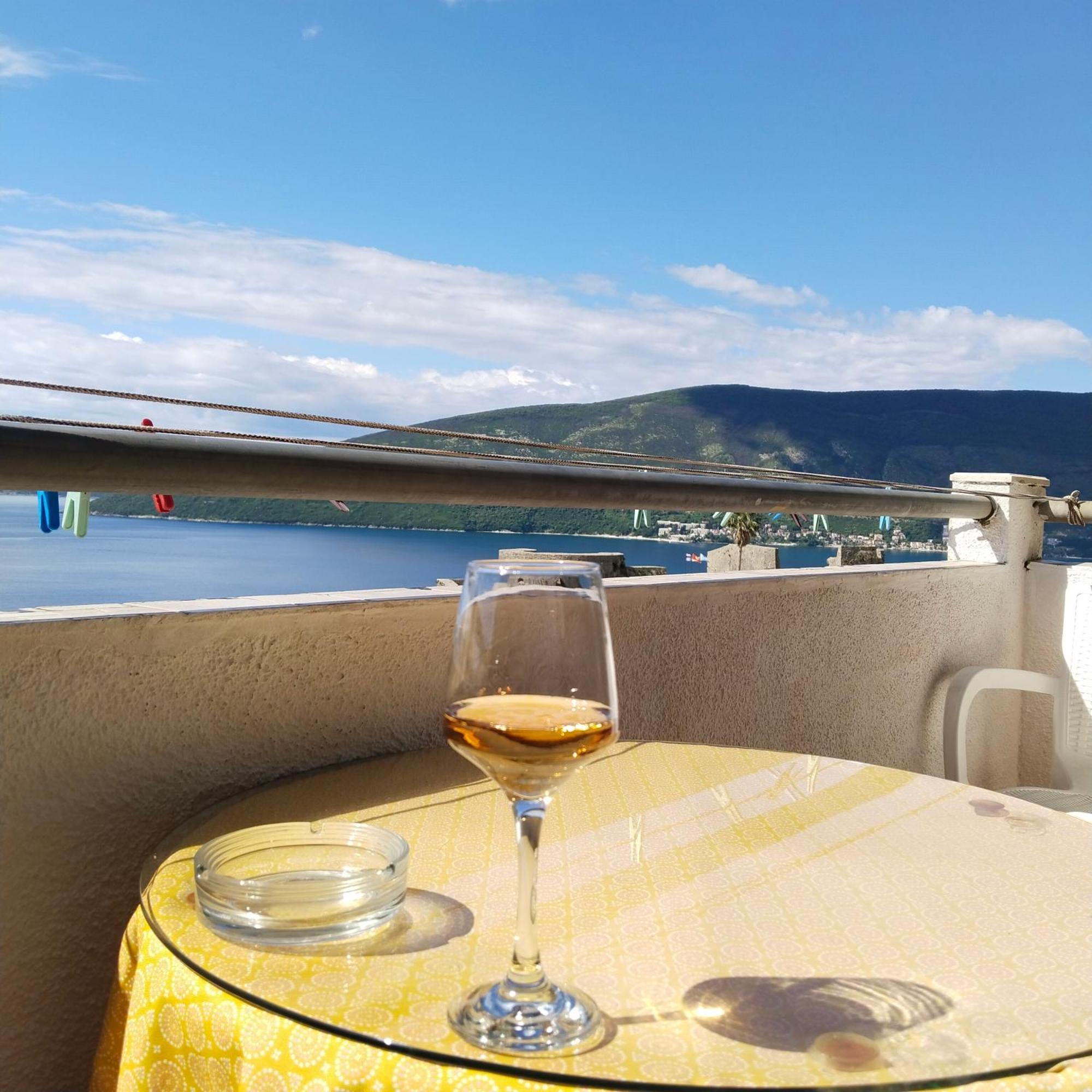 Apartments "Belle Vue" Χέρτσεγκ Νόβι Εξωτερικό φωτογραφία